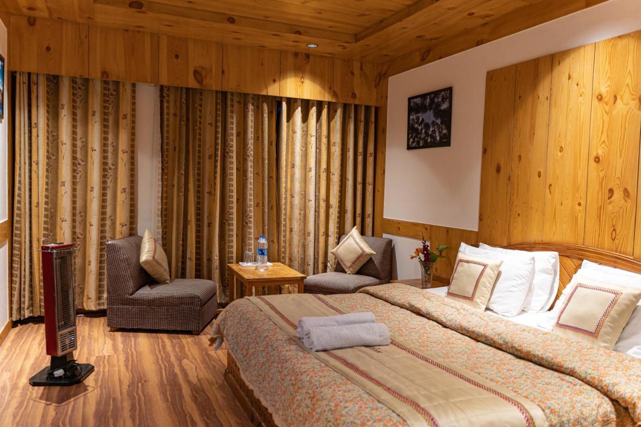 Hotel The Conifer Manāli Zewnętrze zdjęcie