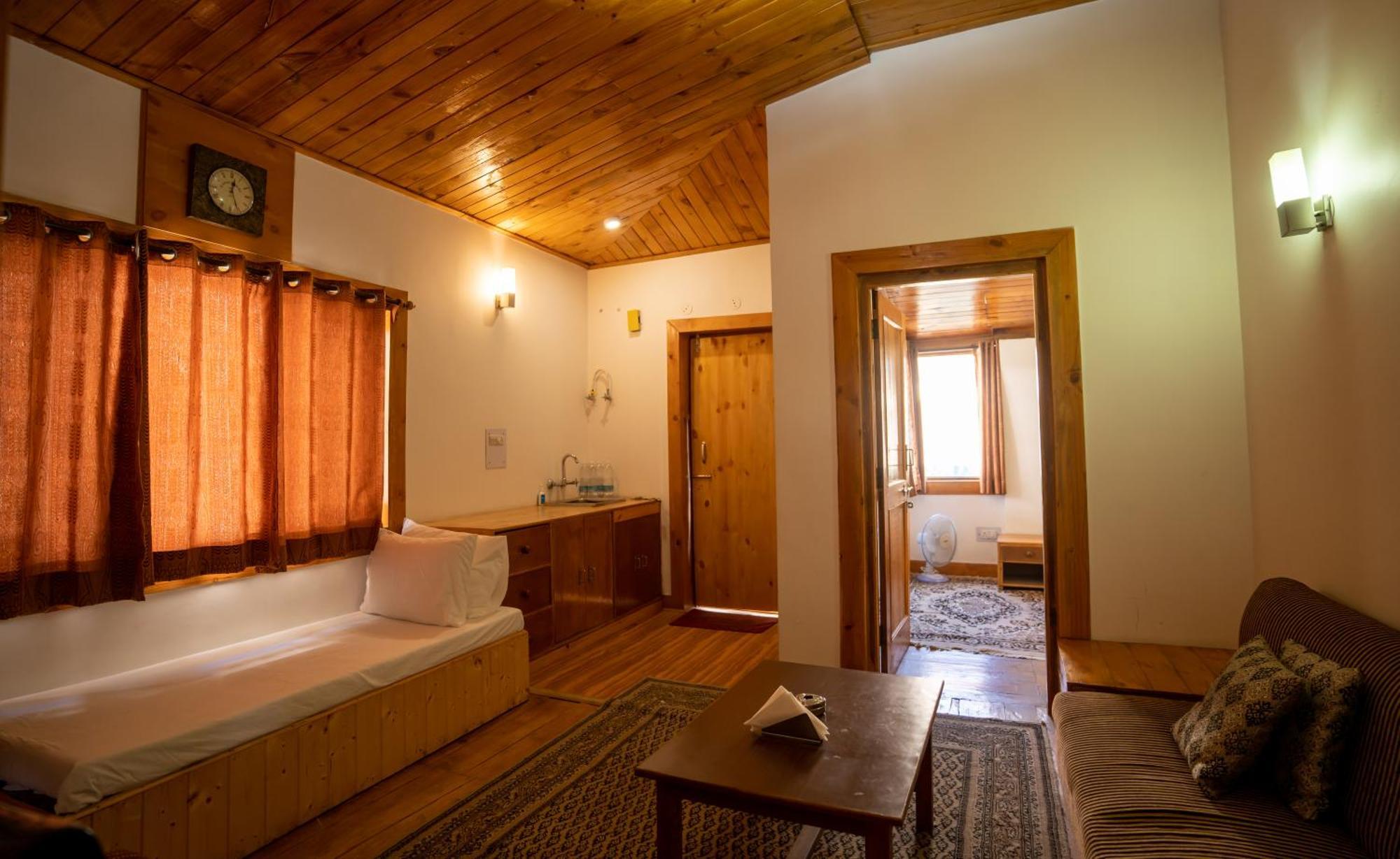 Hotel The Conifer Manāli Zewnętrze zdjęcie