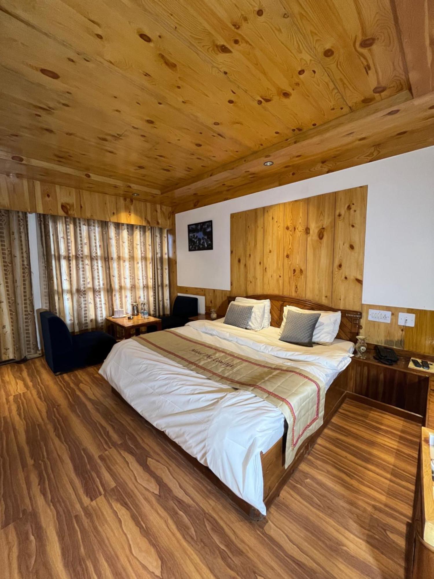 Hotel The Conifer Manāli Zewnętrze zdjęcie